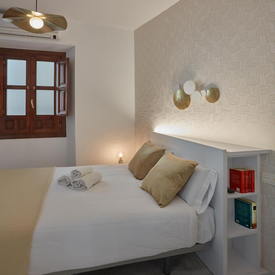 Qh Reyes Catolicos Apartment กรานาดา ภายนอก รูปภาพ
